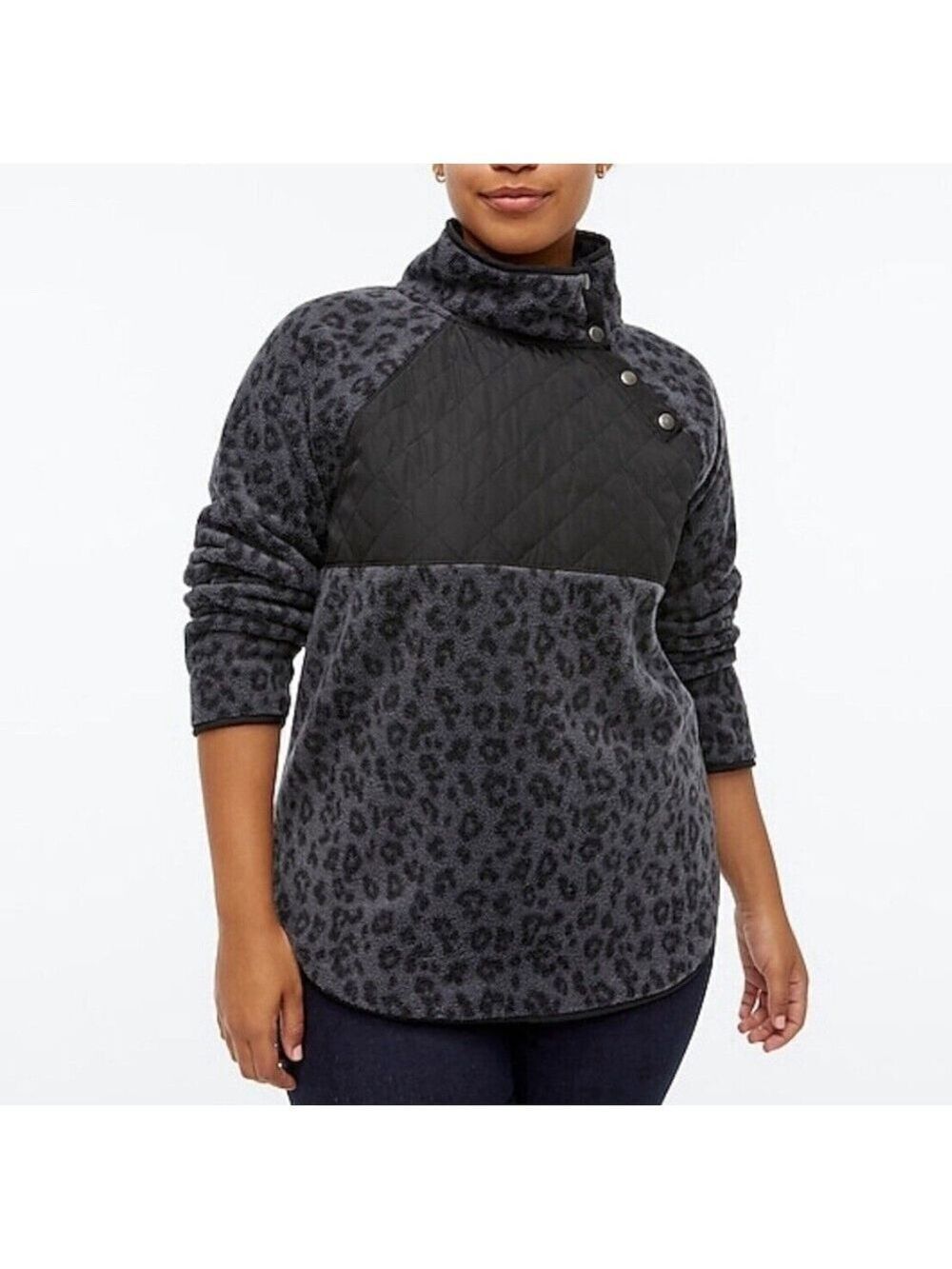 Abercrombie & Fitch Snap-Up Fleece Leopard Print Pullover Asymmetrical Sz Medium